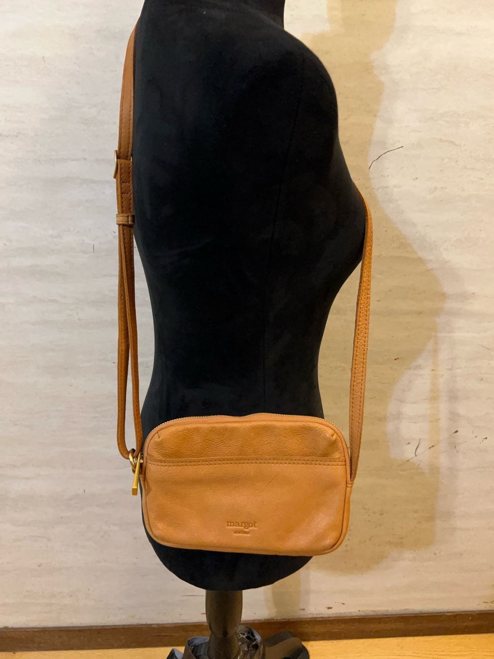 Margot Ryan Phone Crossbody In Cognac 100% Leather